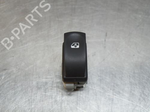 Used Switch RENAULT CLIO III (BR0/1, CR0/1) 1.2 16V (BR02, BR0J, BR11, CR02, CR0J, CR11) (75 hp) 19606132
