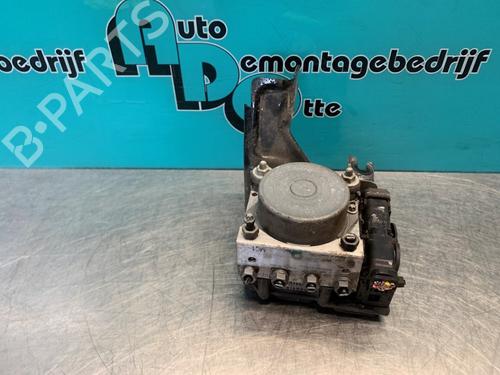 Used ABS pump NISSAN NOTE (E11, NE11) 1.6 (110 hp) 19626351