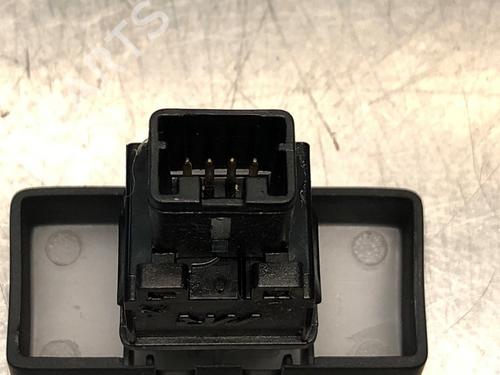 Warning switch NISSAN PIXO (UA0) 1.0 | BP20719375I22 