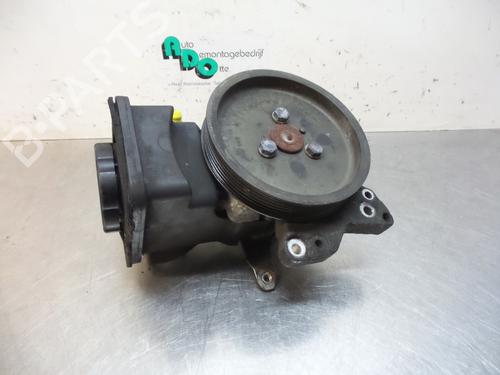 Used Steering pump BMW 3 Touring (E46) 320 d (150 hp) 19602377