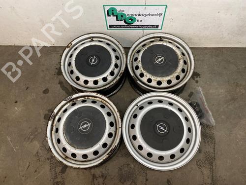 Used Rim OPEL VIVARO A Van (X83) 2.0 CDTI (F7) (114 hp) 28298045