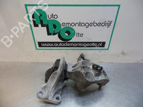 Used Engine mount RENAULT MEGANE III Grandtour (KZ0/1) 1.5 dCi (KZ0C, KZ1A) (90 hp) 19610894