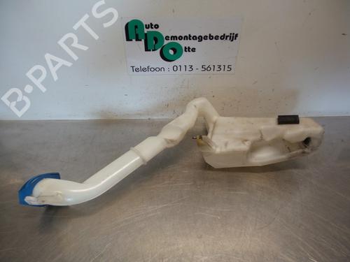Used Windscreen washer tank VW POLO IV (9N_, 9A_) 1.4 16V (75 hp) 19592433