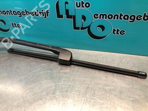 Front windshield wiper arm BMW 3 (E90) 318 i | BP28305665C143