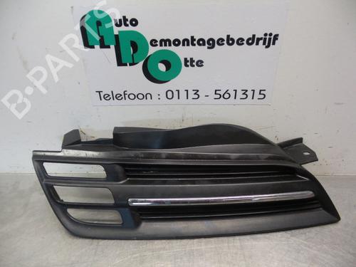 Used Grille NISSAN MICRA III (K12) 1.2 16V (80 hp) 19593598