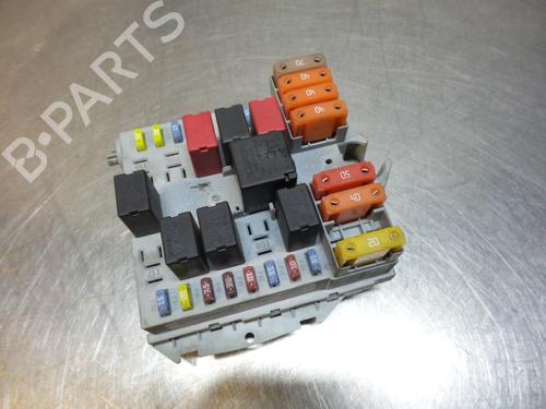 Used Fuse box ALFA ROMEO 159 (939_) 1.9 JTDM 8V (939AXE1B) (120 hp) 19600061