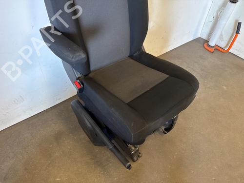 Left front seat TOYOTA PROACE Van (MDZ_) 2.0 D4d (MDZ6, MDZ5) | BP36100821C15 - Image 2