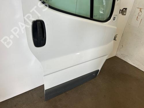 Right front door OPEL VIVARO A Van (X83) 1.9 DTI (F7) | BP28300373C3 