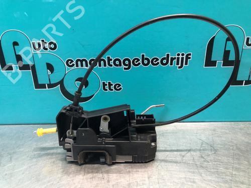 Front right lock OPEL VIVARO A Van (X83) 2.0 CDTI (F7) | BP28298113C97 