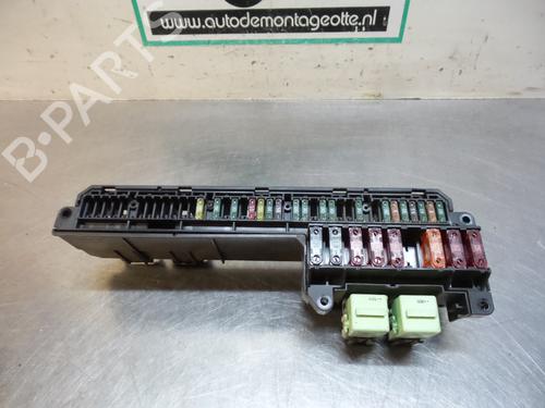 Fuse box BMW 5 (E60) 520 i | BP19612408E1 