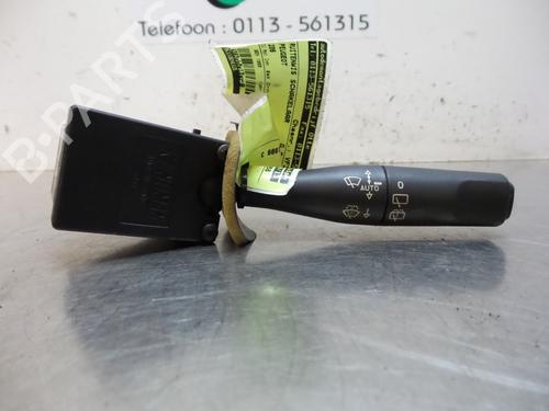 Used Steering column stalk PEUGEOT 206 Hatchback (2A/C) 1.4 i (75 hp) 19586273
