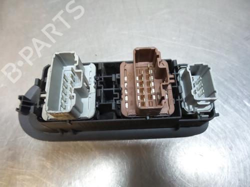 Switch RENAULT SCÉNIC II (JM0/1_) 1.9 dCi (JM0G, JM12, JM1G, JM2C) | BP19600335I30 