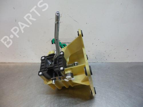 Used Gear lever FORD C-MAX (DM2) 1.6 TDCi (90 hp) 19602753