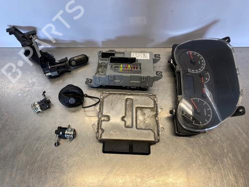 Used Control unit Control unit OPEL COMBO Box Body/MPV (X12) 1.3 CDTI (B05) (90 hp) 40050407 40050407