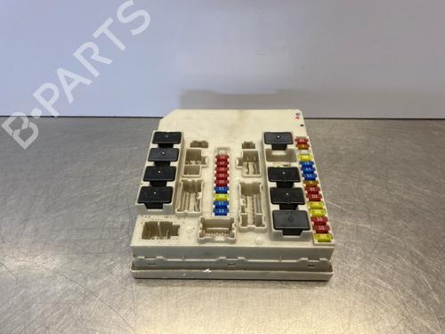 Sikringsdåse Sikringsdåse RENAULT MODUS / GRAND MODUS (F/JP0_) 1.4 (JP01, JP0J) (98 hp) 34100135 34100135