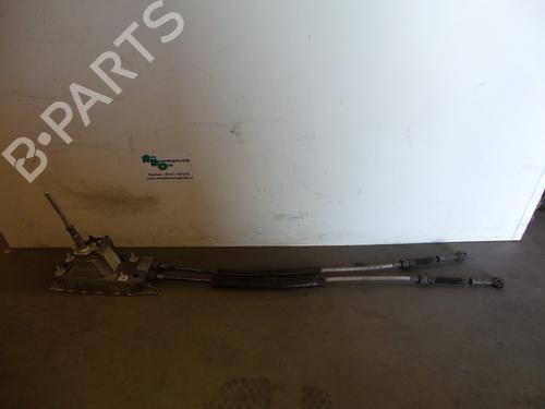 Used Gear lever VW GOLF PLUS V (5M1, 521) 2.0 TDI 16V (140 hp) 19597544