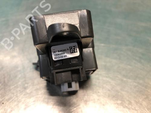 Switch RENAULT CLIO IV (BH_) 0.9 TCe 90 (BHNF, BHMA, BHMH, BHJK, BHJR) | BP28298955I30