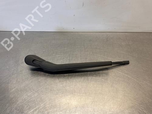 Used Rear windshield wiper arm VOLVO V40 Hatchback (525) D2 (114 hp) 28668860
