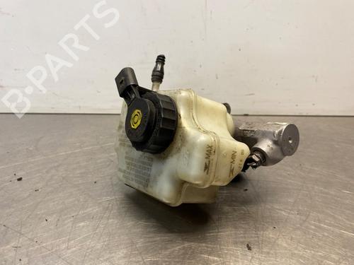 Hovedbremsecylinder VW GOLF VI (5K1) 1.2 TSI (105 hp) 30121346