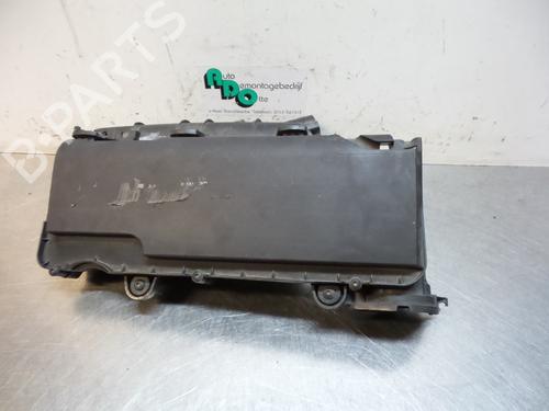 Used Air filter box Air filter box 19599587 19599587