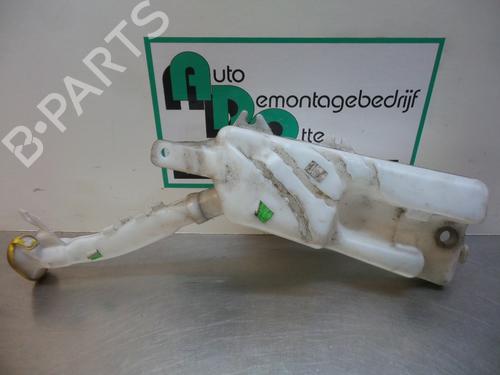 Used Windscreen washer tank RENAULT CLIO III (BR0/1, CR0/1) 1.2 16V (BR02, BR0J, BR11, CR02, CR0J, CR11) (75 hp) 19606147