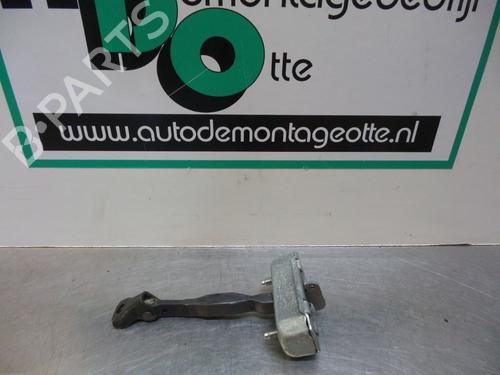 Used Hinge/Door check strap TOYOTA COROLLA Verso (_E12_) 2.0 D-4D (CDE120_, CDE120R) (90 hp) 19605337