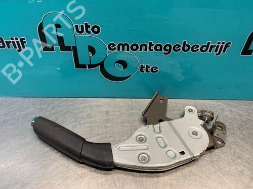 Used Hand brake MERCEDES-BENZ B-CLASS Sports Tourer (W245) B 200 (245.233) (136 hp) 19626932