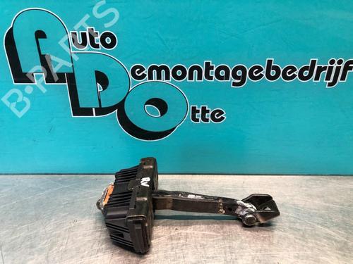 Used Hinge/Door check strap BMW 3 (E90) 318 i (129 hp) 28305655