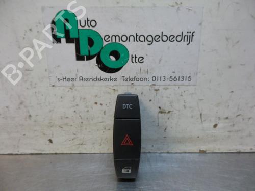 Used Warning switch BMW 1 (E87) 116 i (115 hp) 19601171