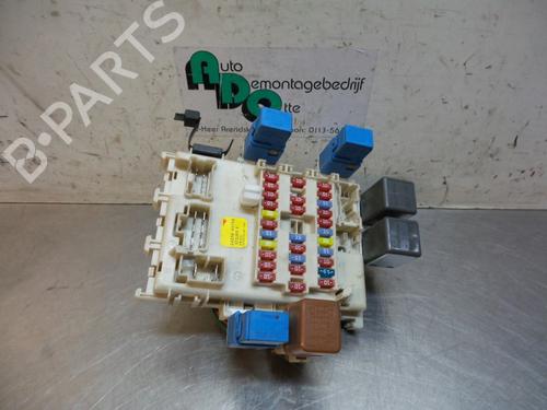 Used Fuse box NISSAN PRIMERA (P12) 1.8 (115 hp) 19601767