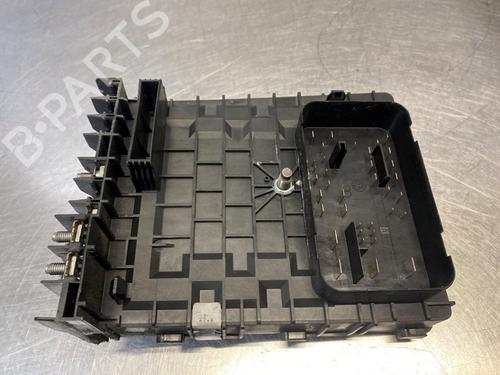 Fuse box VW GOLF V (1K1) 1.6 FSI | BP36048603E1 - Image 3