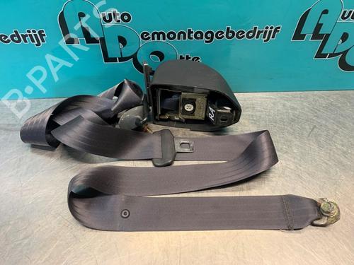 Used Rear right seatbelt TOYOTA STARLET (_P8_) 1.3 12V Cat (EP81) (75 hp) 19626530