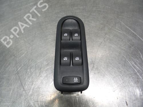 Used Switch RENAULT MEGANE II (BM0/1_, CM0/1_) 1.9 dCi (BM0G, CM0G) (120 hp) 19590350