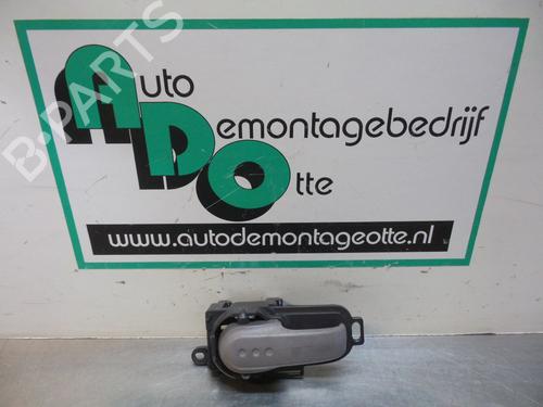Used Front left exterior door handle NISSAN MICRA III (K12) 1.2 16V (80 hp) 19607665