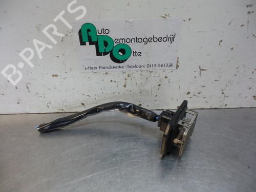 Used Heater resistor TOYOTA YARIS (_P1_) 1.3 (NCP10, SCP12_) (86 hp) 19604336