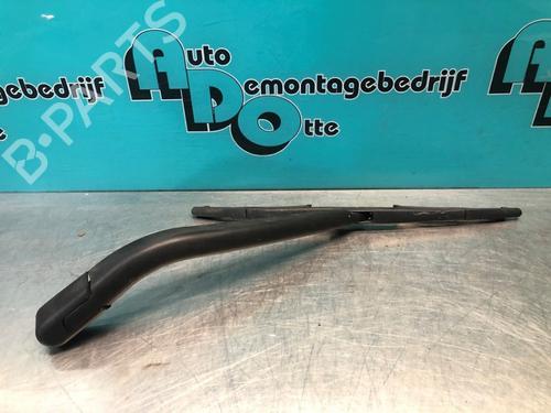 Used Rear windshield wiper arm MITSUBISHI COLT VI (Z3_A, Z2_A) 1.3 (Z21A) (95 hp) 28298877