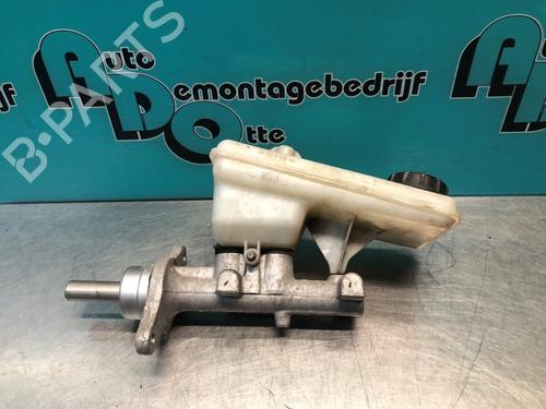 Used Brake master cylinder OPEL VIVARO A Van (X83) 2.0 CDTI (F7) (114 hp) 28298141