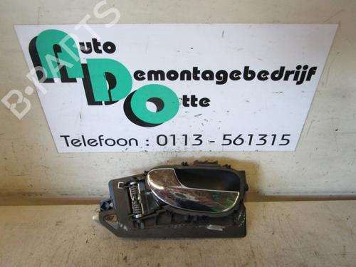 Used Front left exterior door handle Front left exterior door handle 19587579 19587579