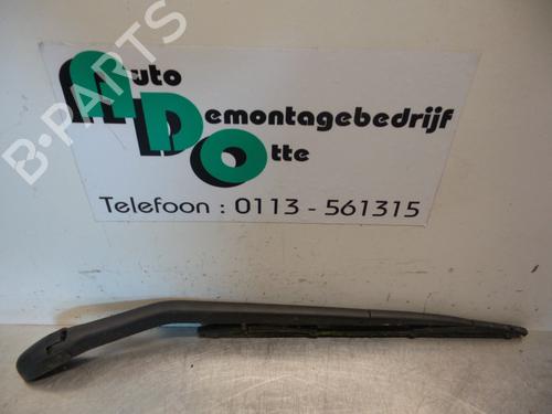 Used Rear windshield wiper arm FIAT PUNTO (188_) 1.4 (95 hp) 19591057