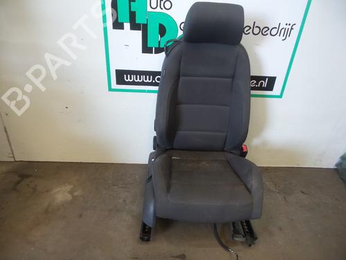 Used Right front seat VW GOLF V (1K1) 1.6 FSI (115 hp) 19608596