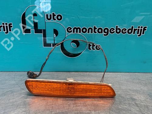 Used Right front indicator VOLVO V40 Estate (645) 2.0 (136 hp) 19626682