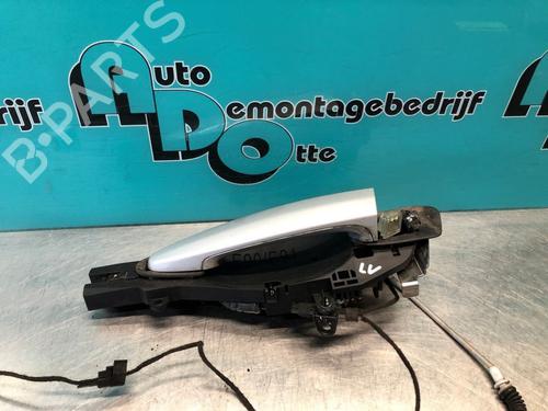 Used Front left exterior door handle BMW 3 (E90) 318 i (129 hp) 28305642