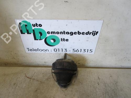 Used Engine mount VOLVO V70 II (285) 2.4 (140 hp) 19588836