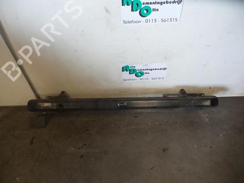 Used Front bumper reinforcement PEUGEOT 307 (3A/C) 1.4 (75 hp) 19599429
