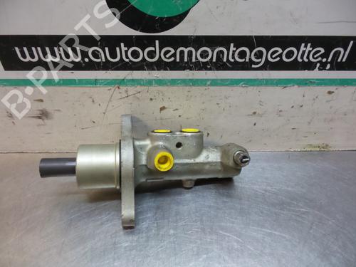 Used Brake master cylinder FORD FOCUS C-MAX (DM2) 1.8 (120 hp) 19612692