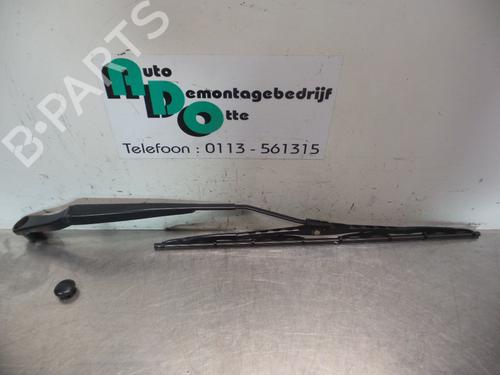 Used Front windshield wiper arm CHRYSLER 300C (LX, LE) 2.7 (193 hp) 19593300
