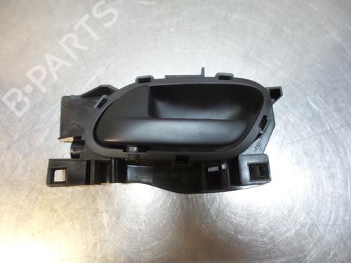Used Exterior handle PEUGEOT PARTNER Box Body/MPV 1.6 HDi / BlueHDi 75 (75 hp) 19611718