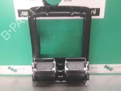 Air vent VW TOURAN (1T1, 1T2) 1.6 FSI | BP19616132I21 