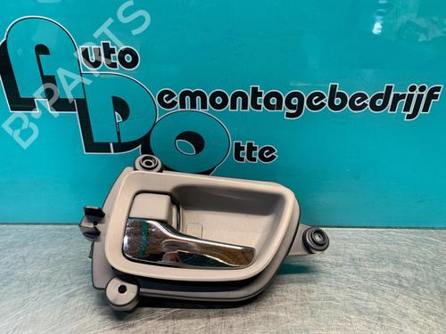 Used Front left exterior door handle MITSUBISHI GRANDIS (NA_W) 2.4 MIVEC (NA4W) (165 hp) 19625601