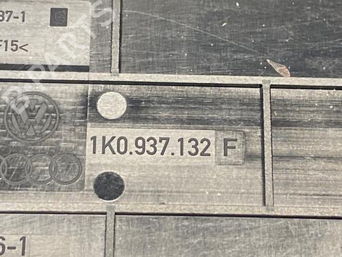 Fuse box VW GOLF V (1K1) 1.6 FSI | BP28300480E1 